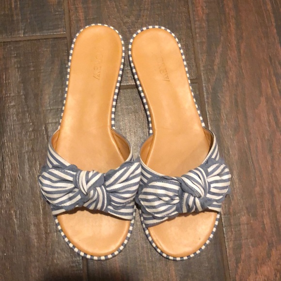 Like new Jcrew striped bow slide sandals 9 - Picture 4 of 5